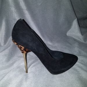 Stuart Weitzman Dagger Black Suede Leopard Heels